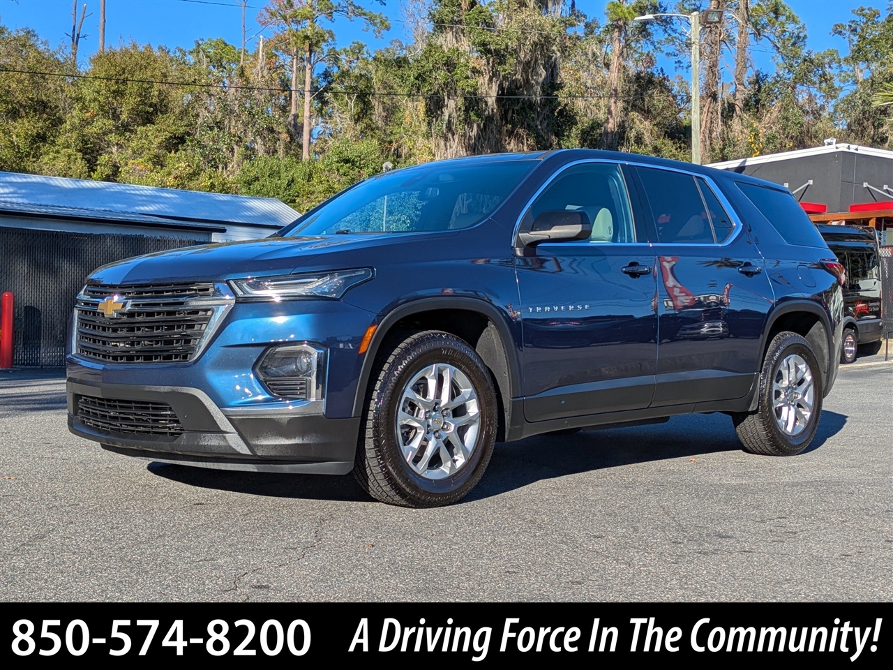 2023 Chevrolet Traverse LS FWD