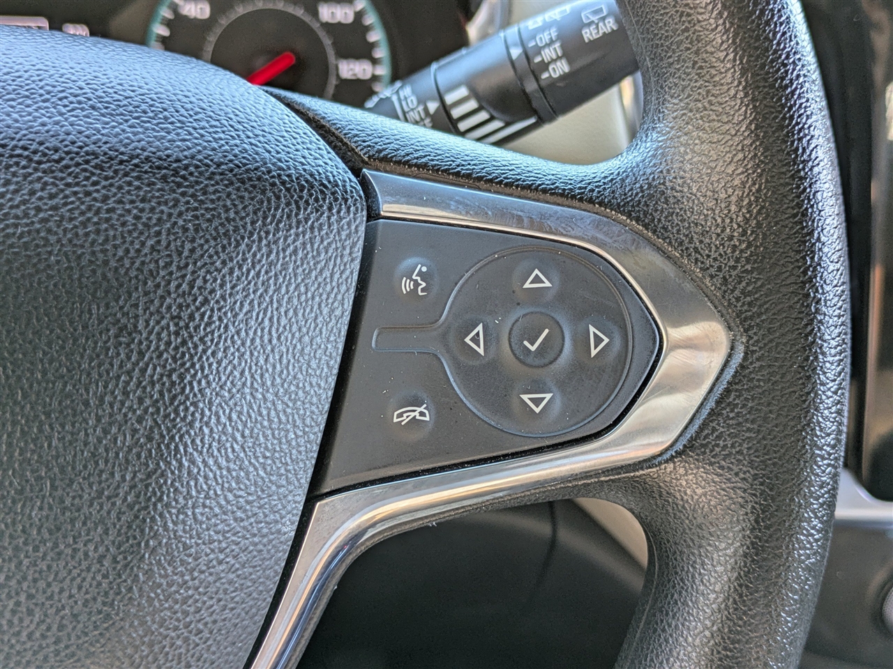 Chevrolet Traverse LS FWD 2023