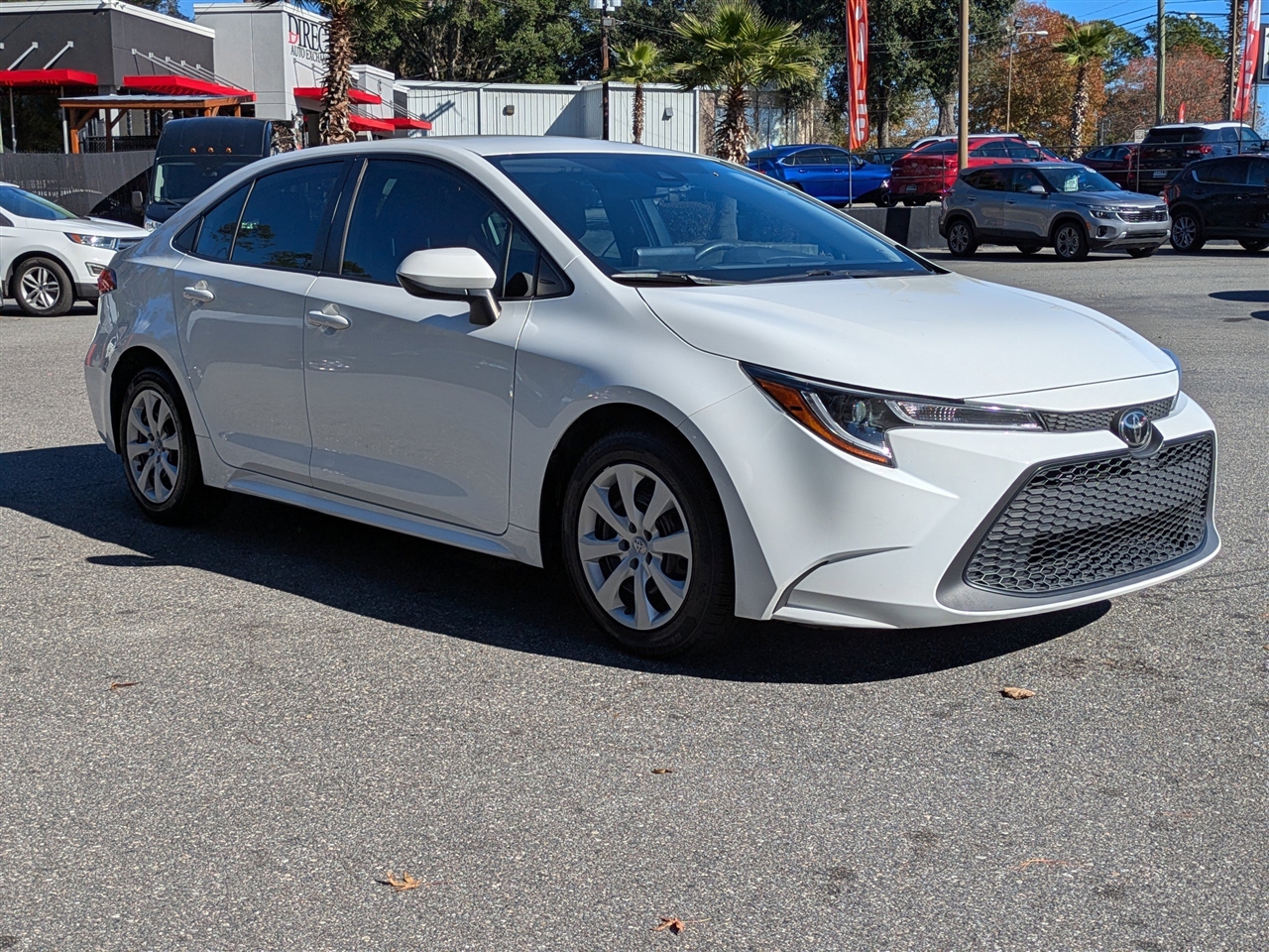 Toyota Corolla LE Hybrid 2022