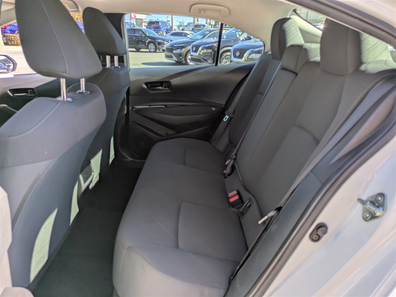 Toyota Corolla LE Hybrid 2022