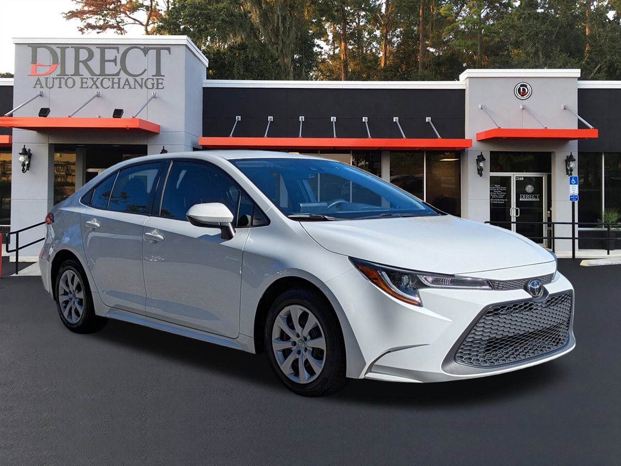 Toyota Corolla LE Hybrid 2022