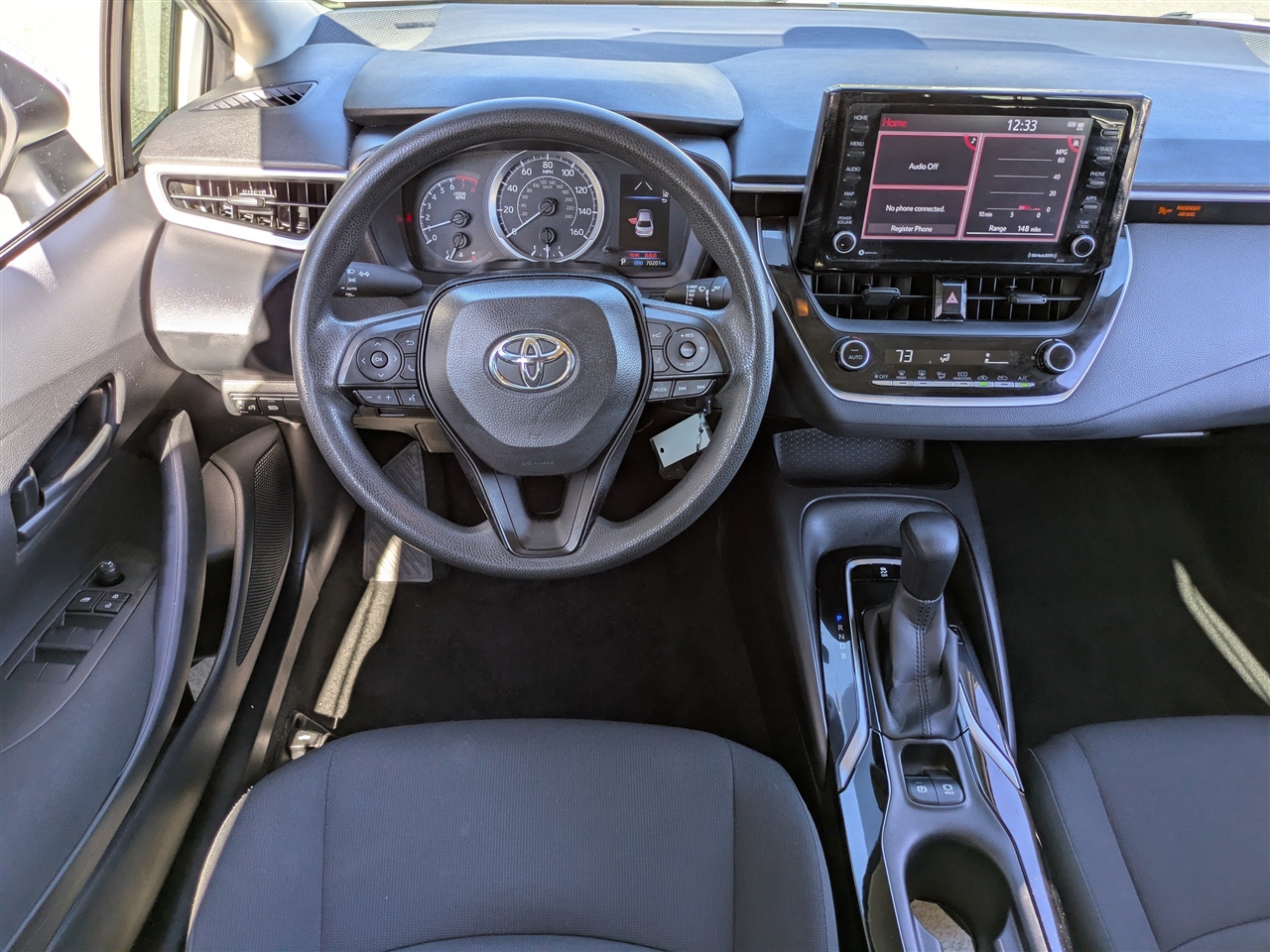 Toyota Corolla LE Hybrid 2022