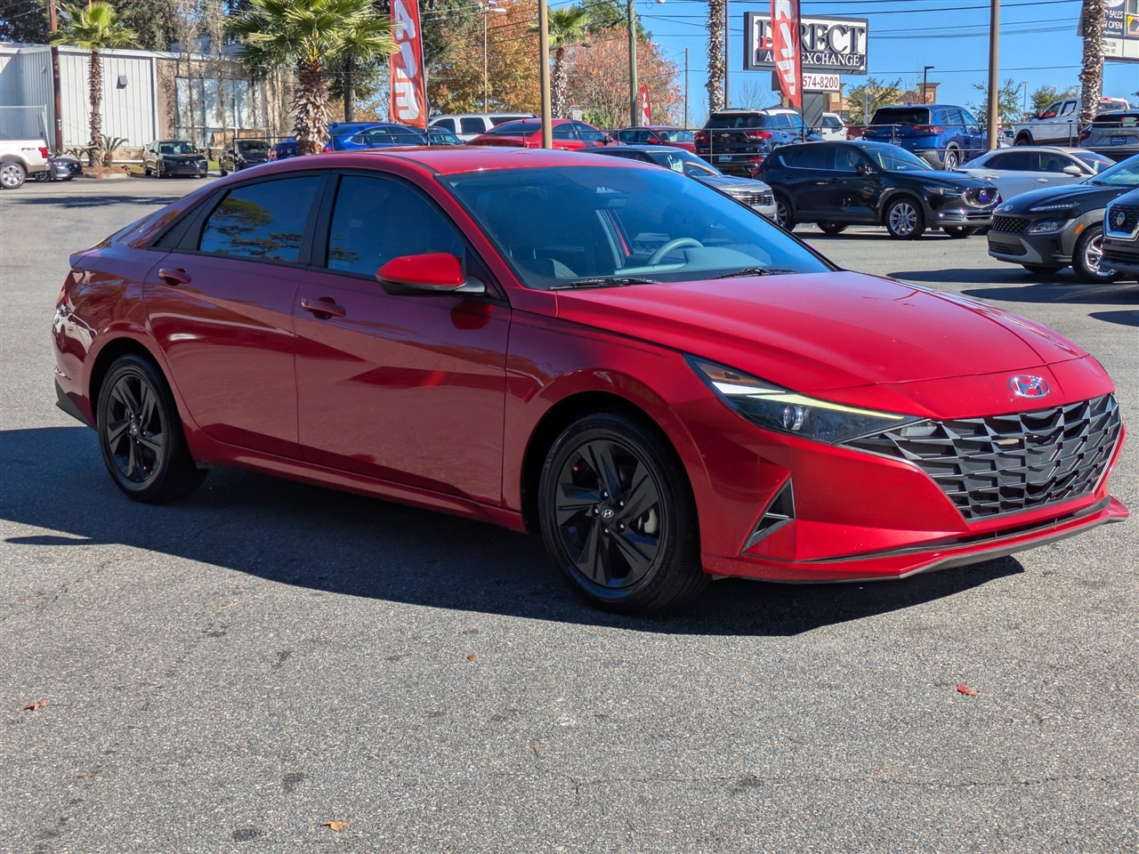 Hyundai Elantra SEL 2022