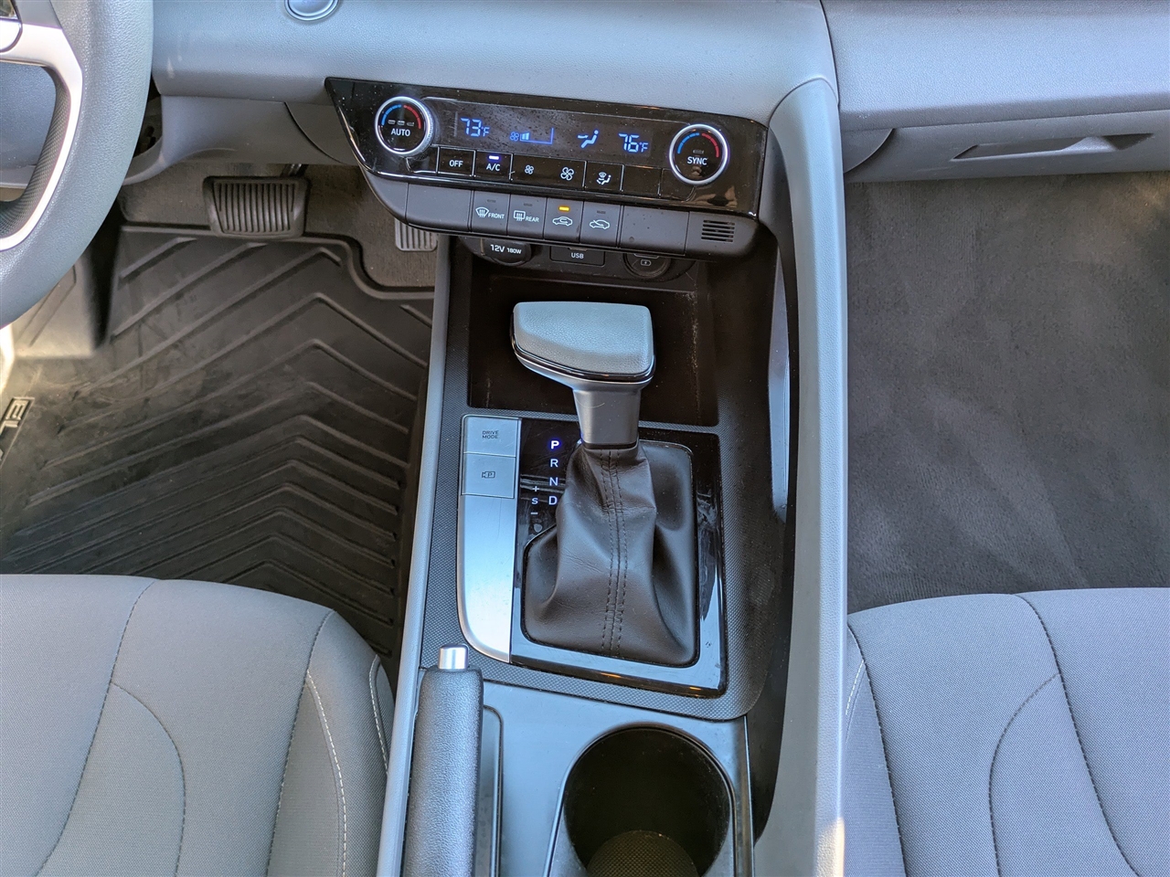 Hyundai Elantra SEL 2022