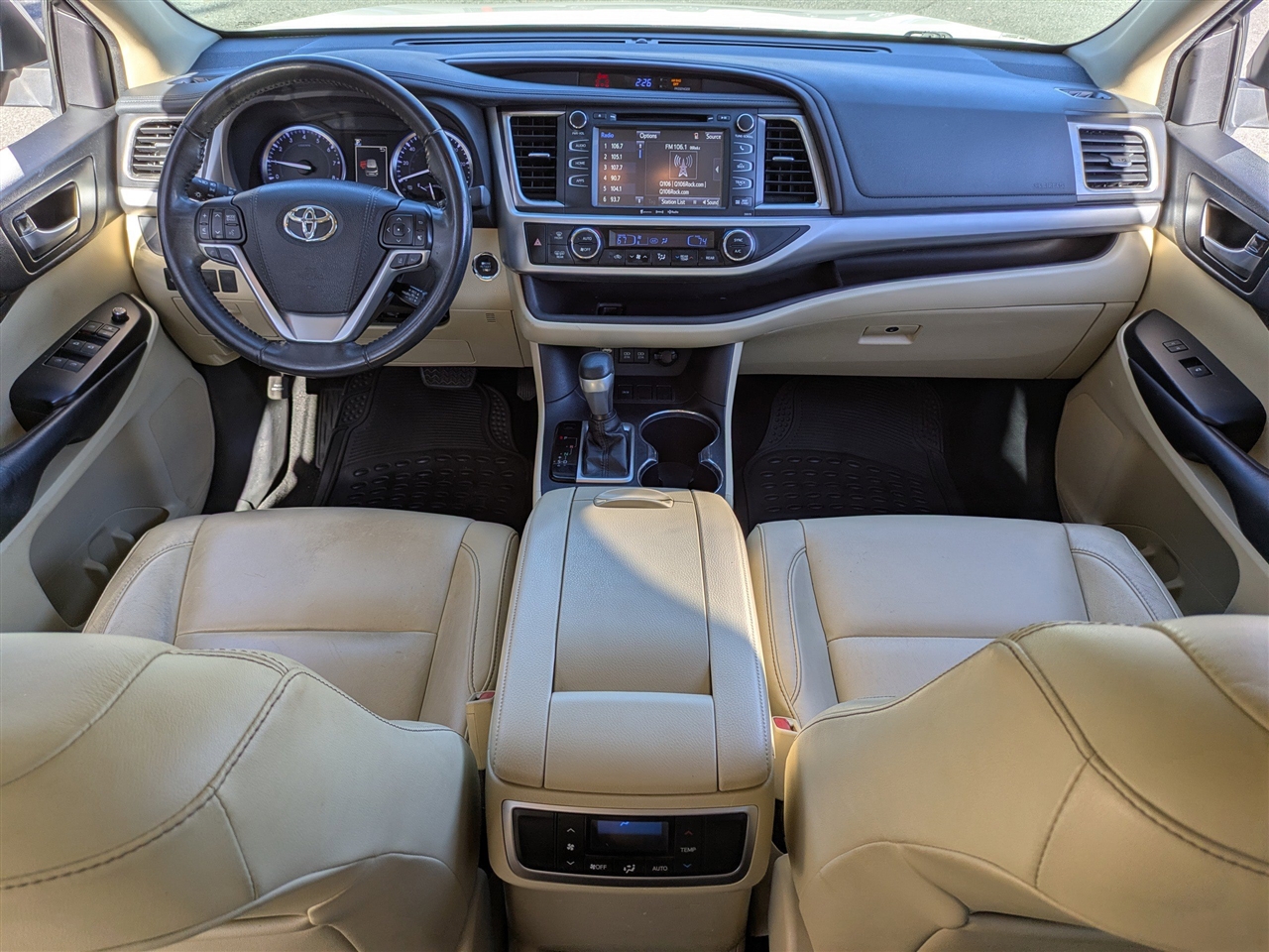 Toyota Highlander XLE FWD V6 2018