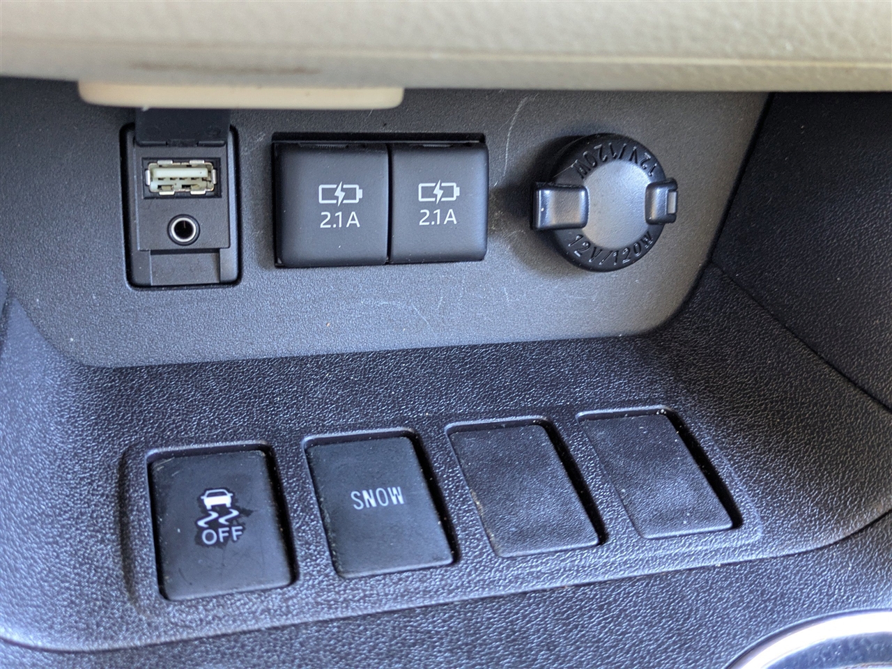 Toyota Highlander XLE FWD V6 2018