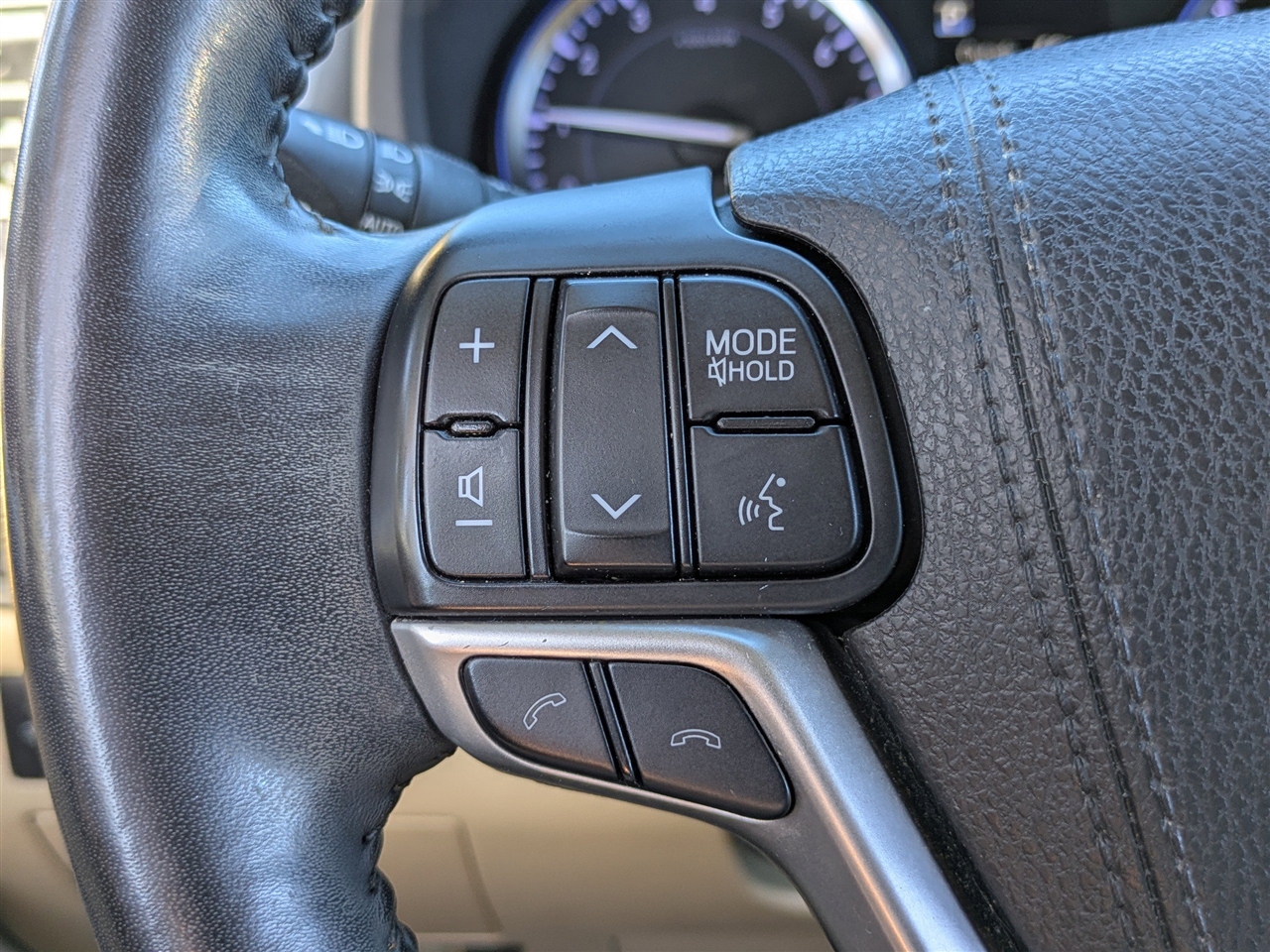 Toyota Highlander XLE FWD V6 2018