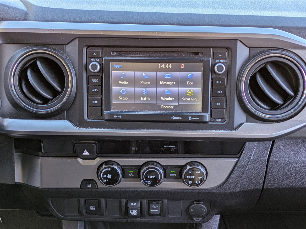 Toyota Tacoma SR5 Double Cab Long Bed V6 5AT 2WD 2018