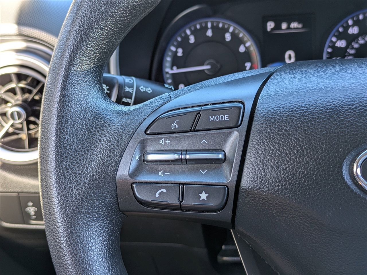 Hyundai Kona SEL 2023