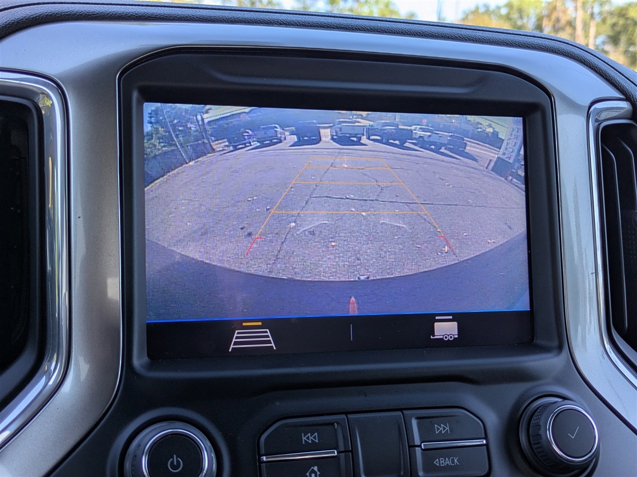 Chevrolet Silverado 1500 LT Crew Cab 2WD 2021