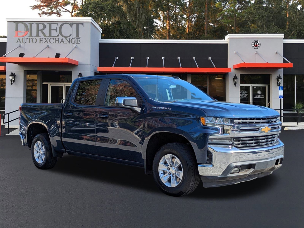 Chevrolet Silverado 1500 LT Crew Cab 2WD 2021