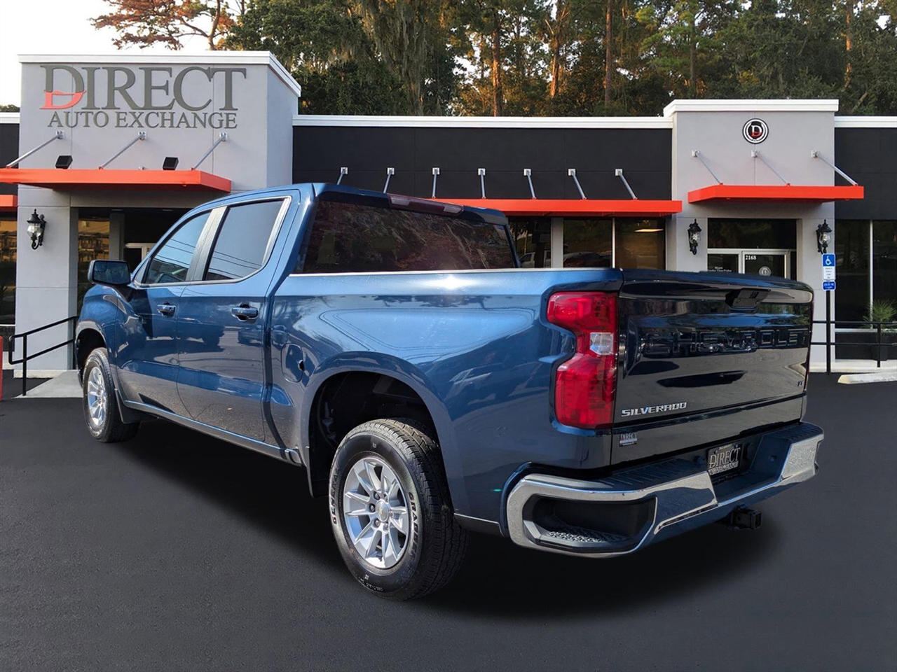 Chevrolet Silverado 1500 LT Crew Cab 2WD 2021