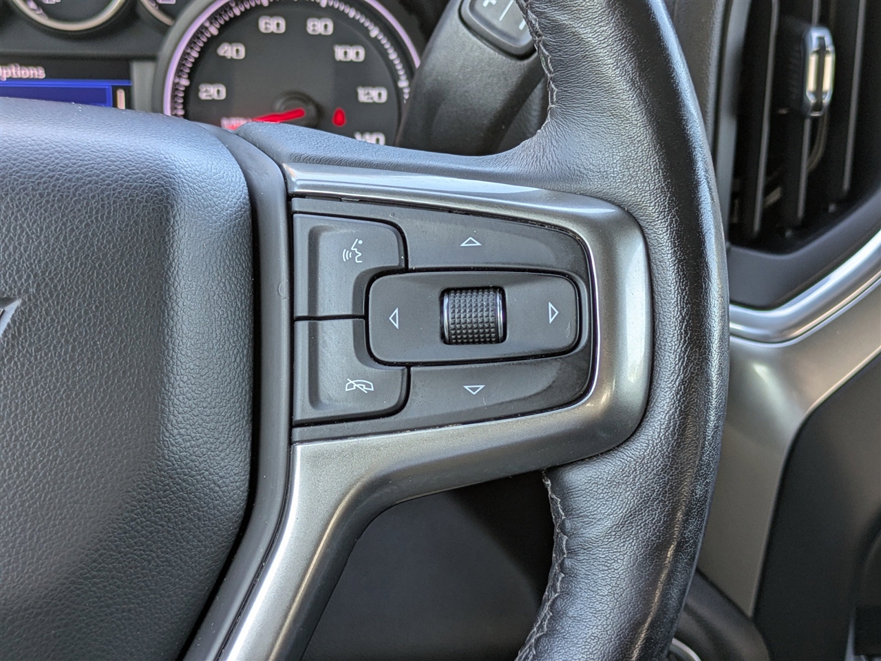 Chevrolet Silverado 1500 LT Crew Cab 2WD 2021