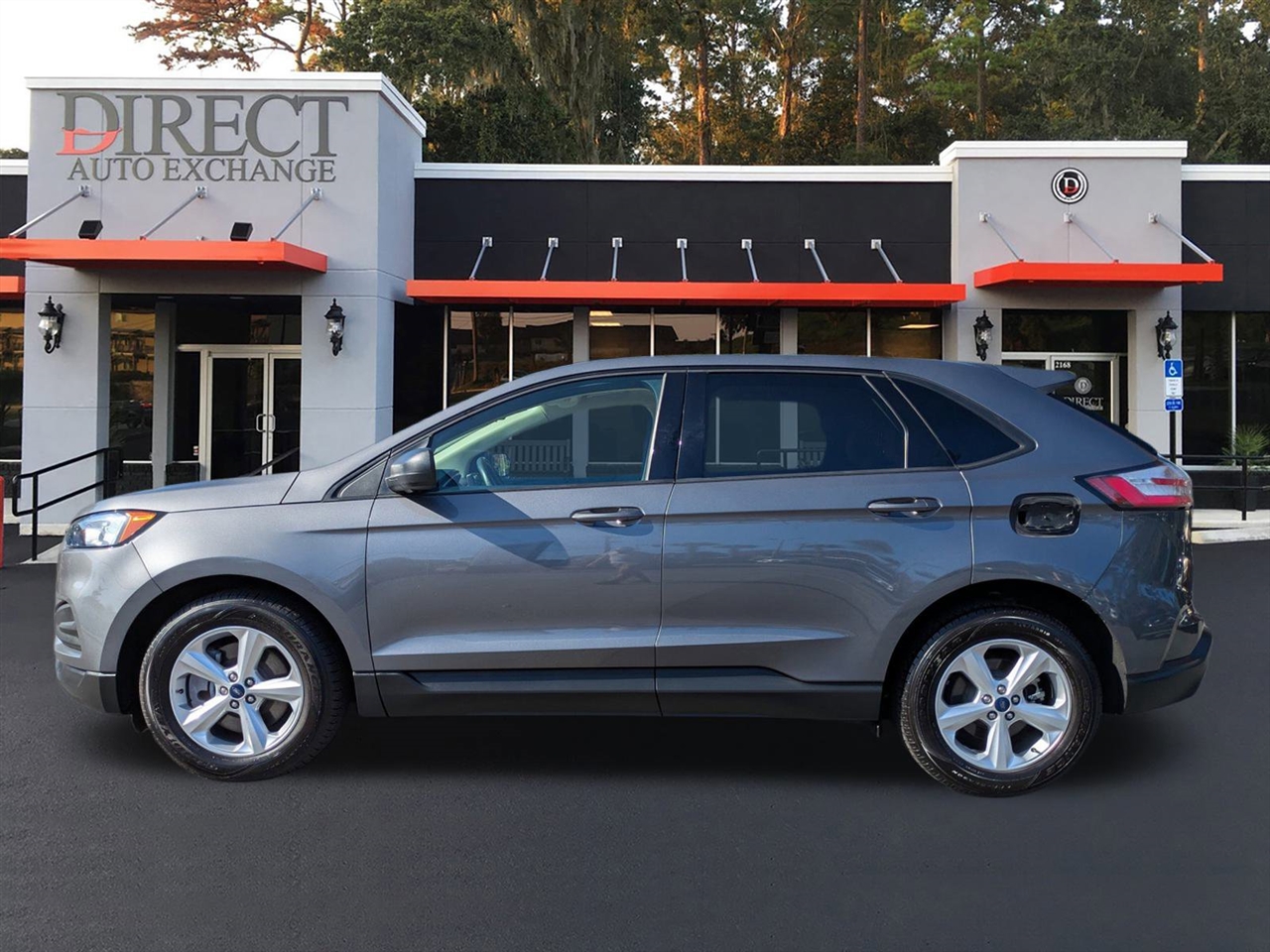 Ford Edge SE FWD 2021