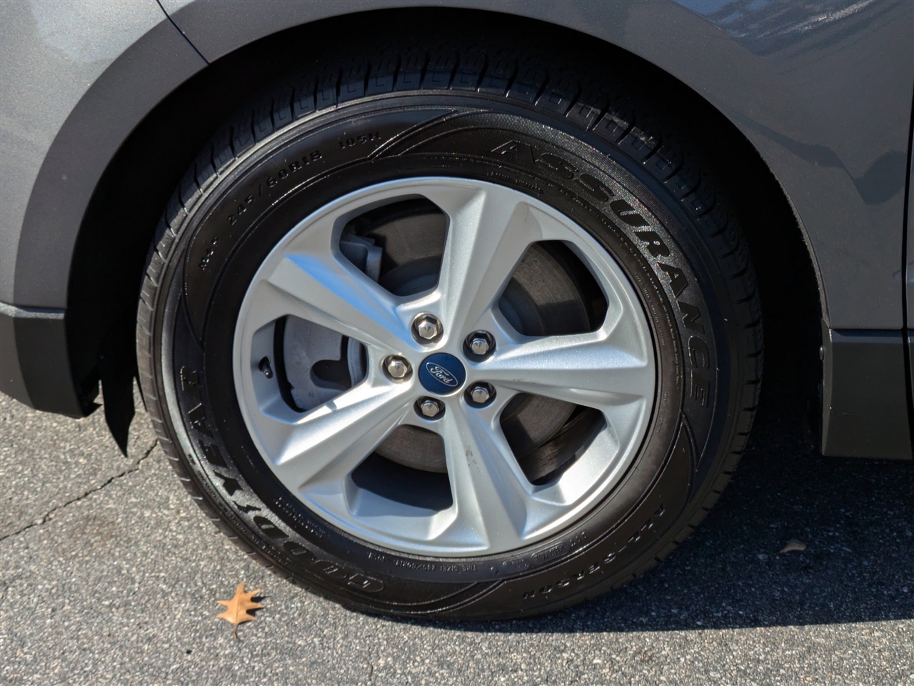 Ford Edge SE FWD 2021