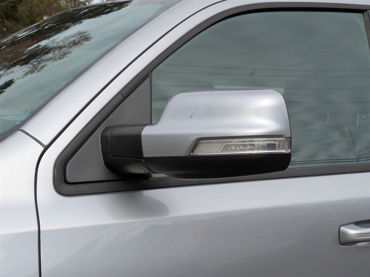 RAM 1500 Big Horn Crew Cab SWB 2WD 2020