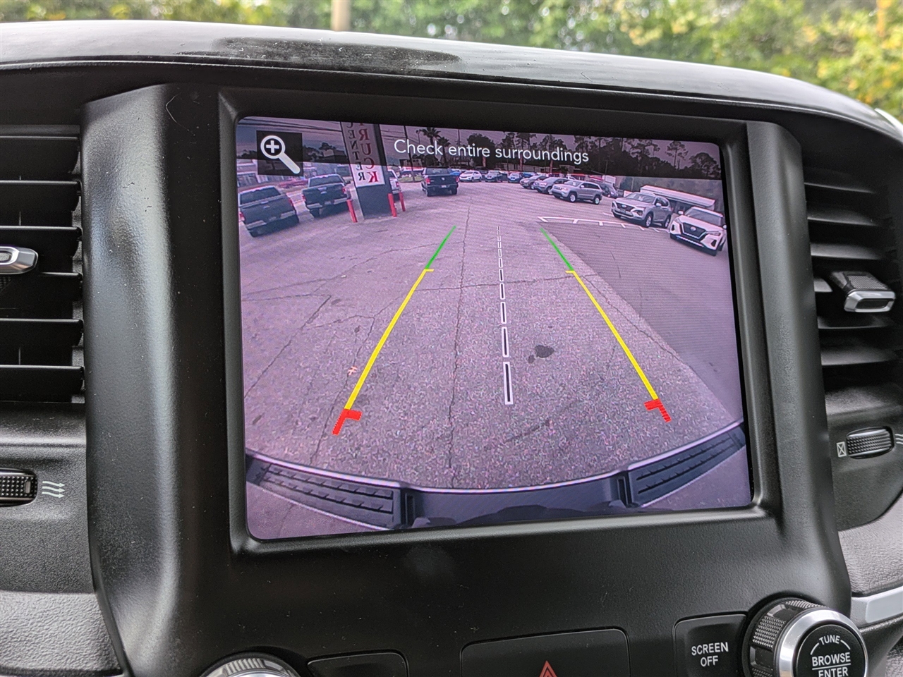 RAM 1500 Big Horn Crew Cab SWB 2WD 2020