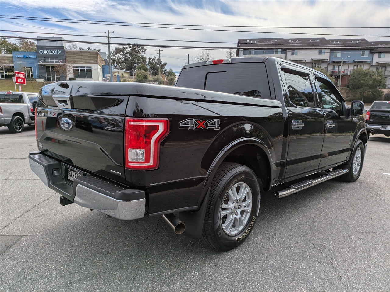 Ford F-150 Lariat SuperCrew 5.5-ft. Bed 4WD 2016