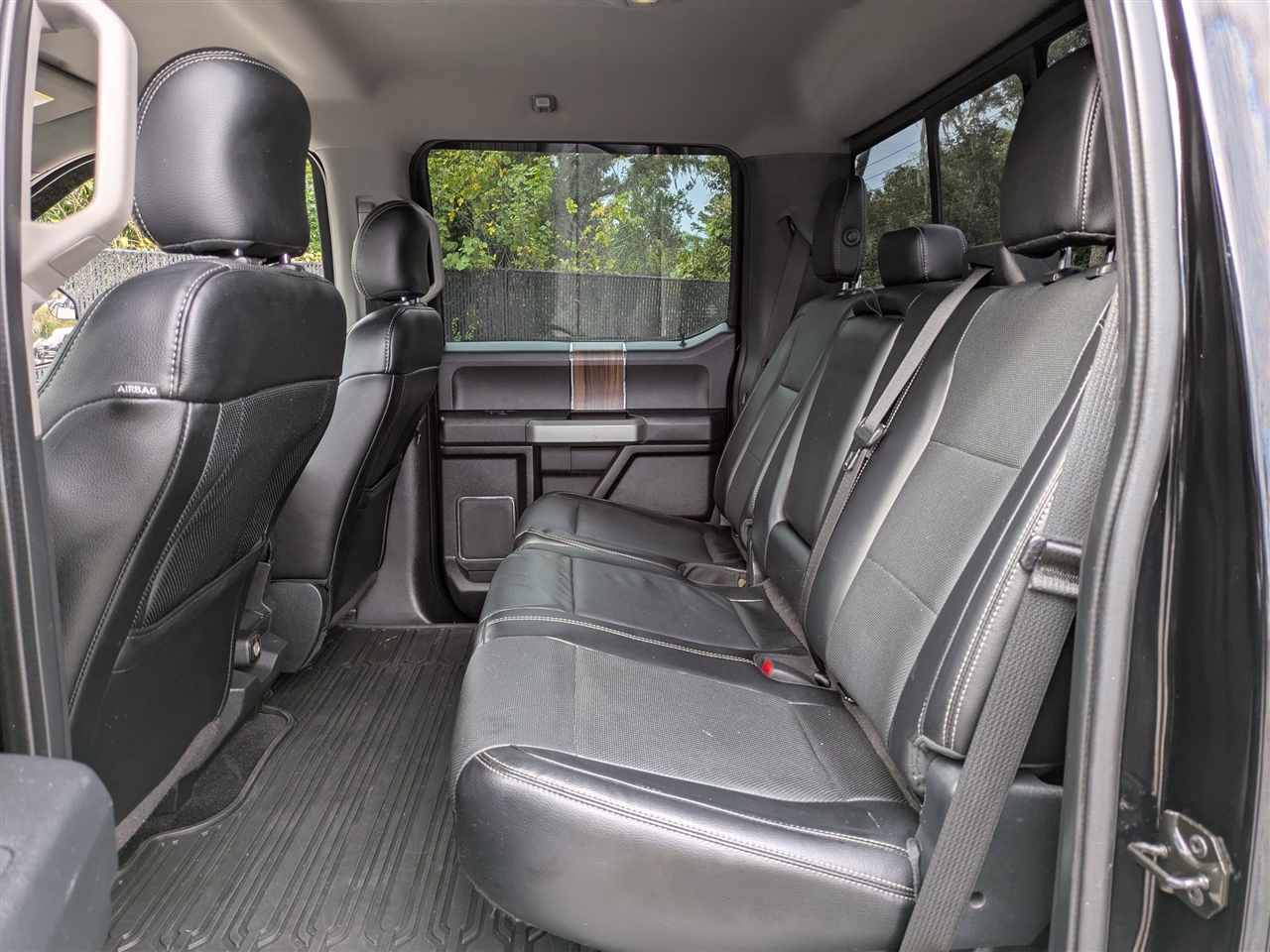 Ford F-150 Lariat SuperCrew 5.5-ft. Bed 4WD 2016