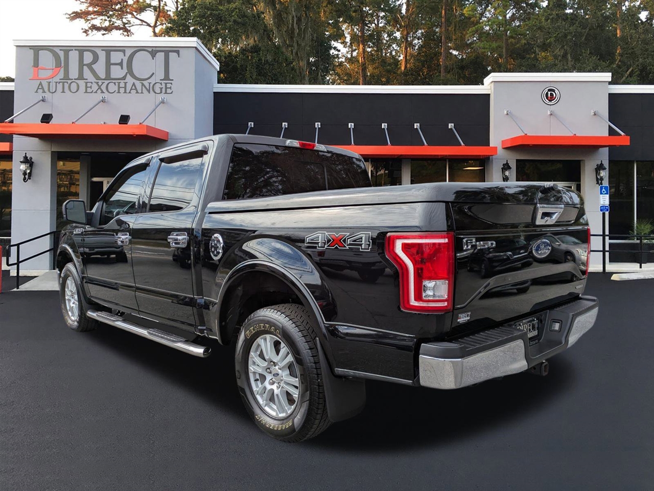 Ford F-150 Lariat SuperCrew 5.5-ft. Bed 4WD 2016