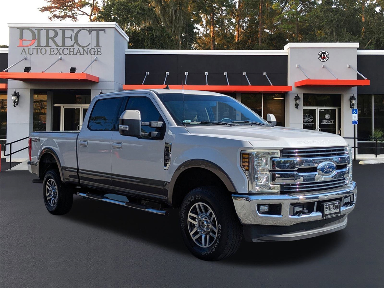 Ford F-250 SD Lariat Crew Cab 4WD 2019