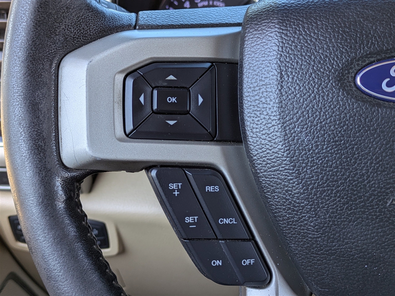 Ford F-250 SD Lariat Crew Cab 4WD 2019