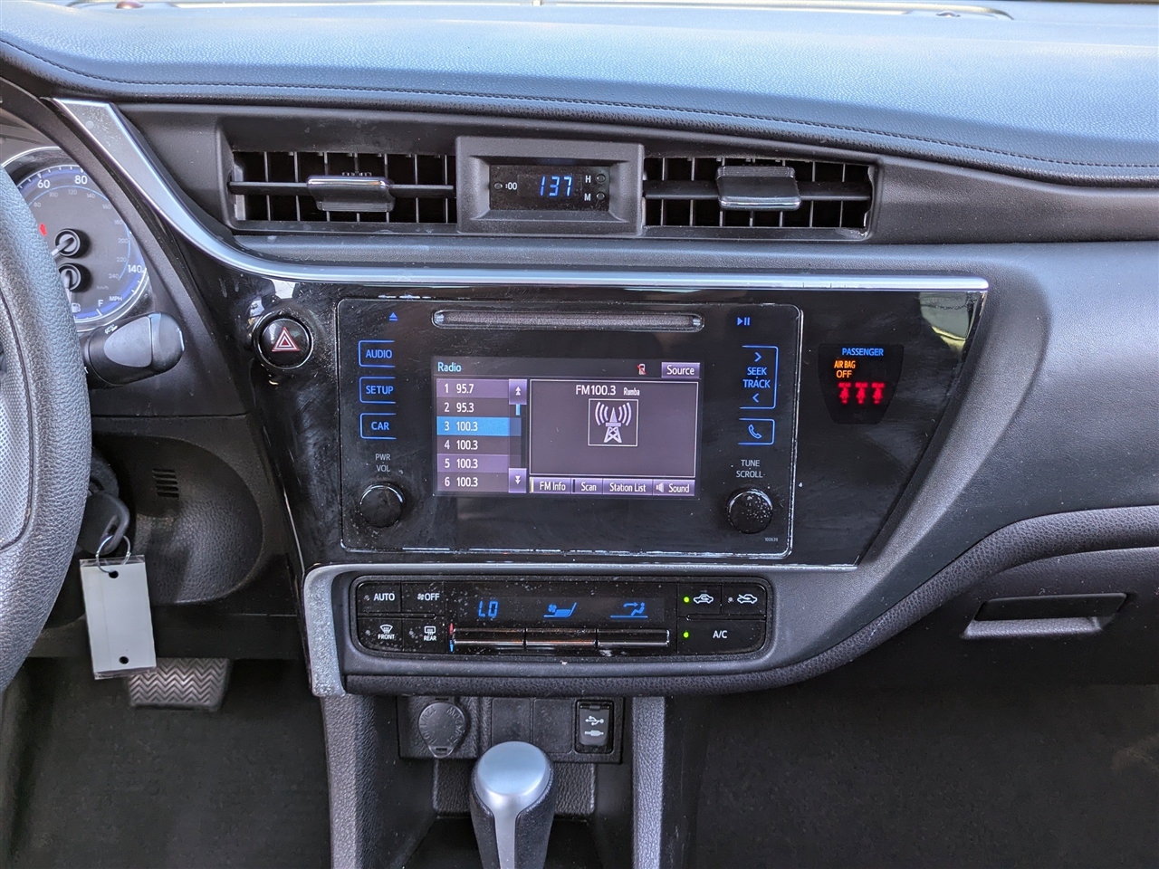 Toyota Corolla LE CVT 2019