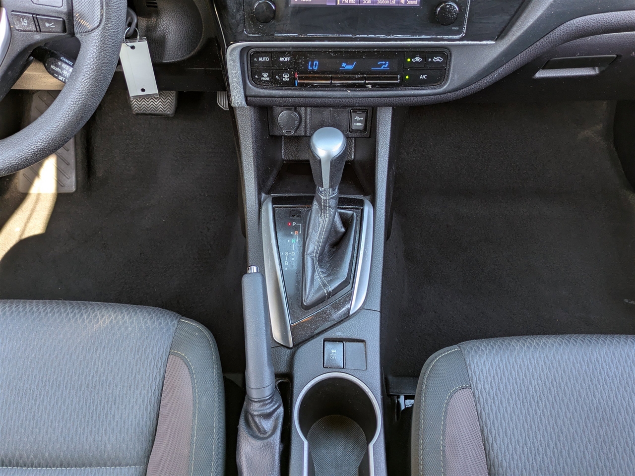 Toyota Corolla LE CVT 2019