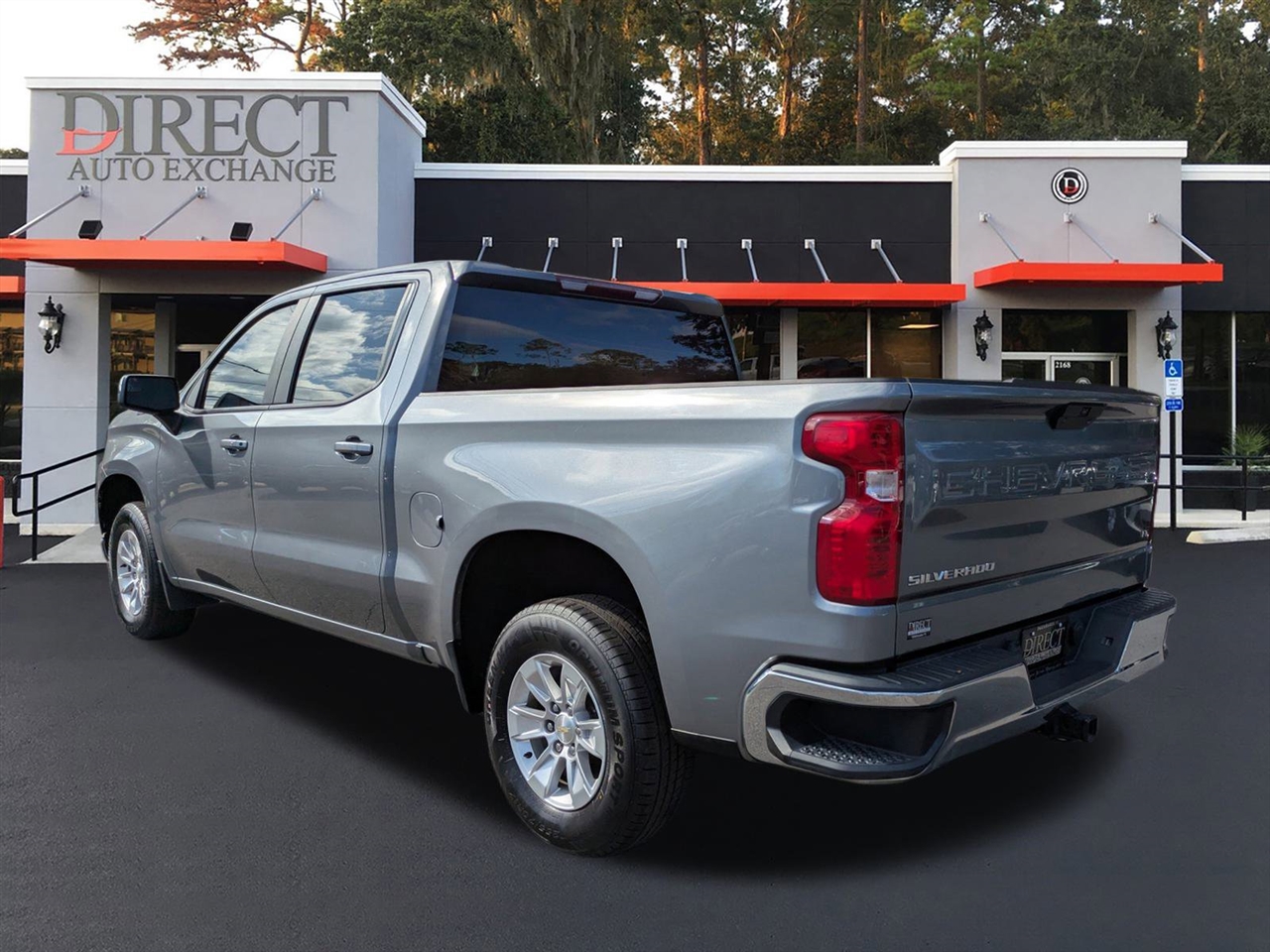 Chevrolet Silverado 1500 LT Crew Cab 2WD 2021