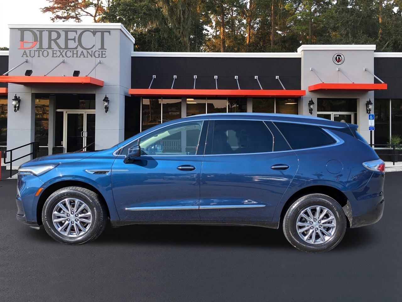 Buick Enclave Essence FWD 2022