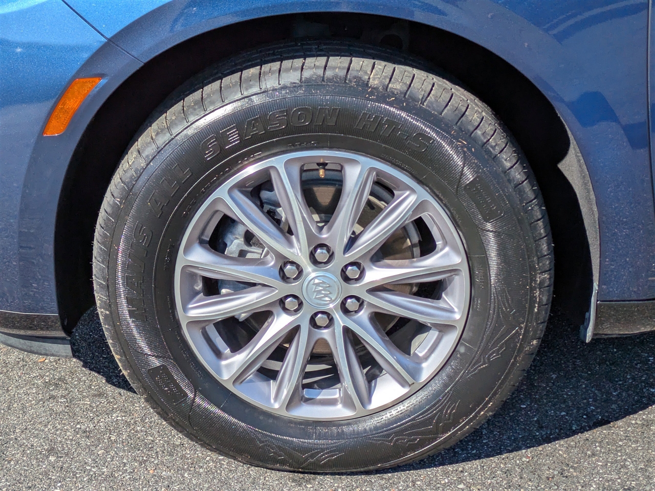 Buick Enclave Essence FWD 2022