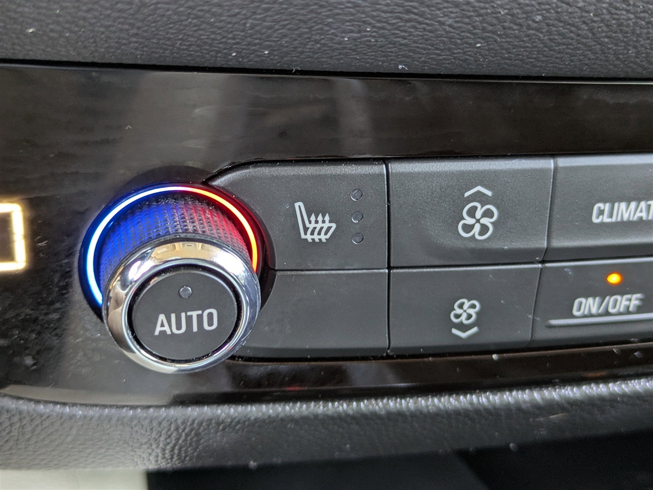 Buick Enclave Essence FWD 2022