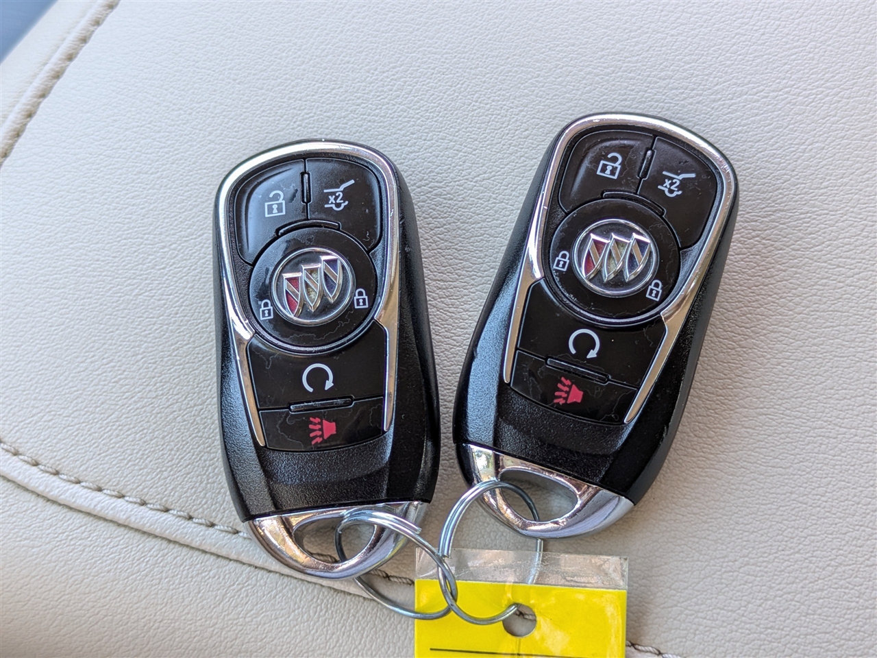 Buick Enclave Essence FWD 2022