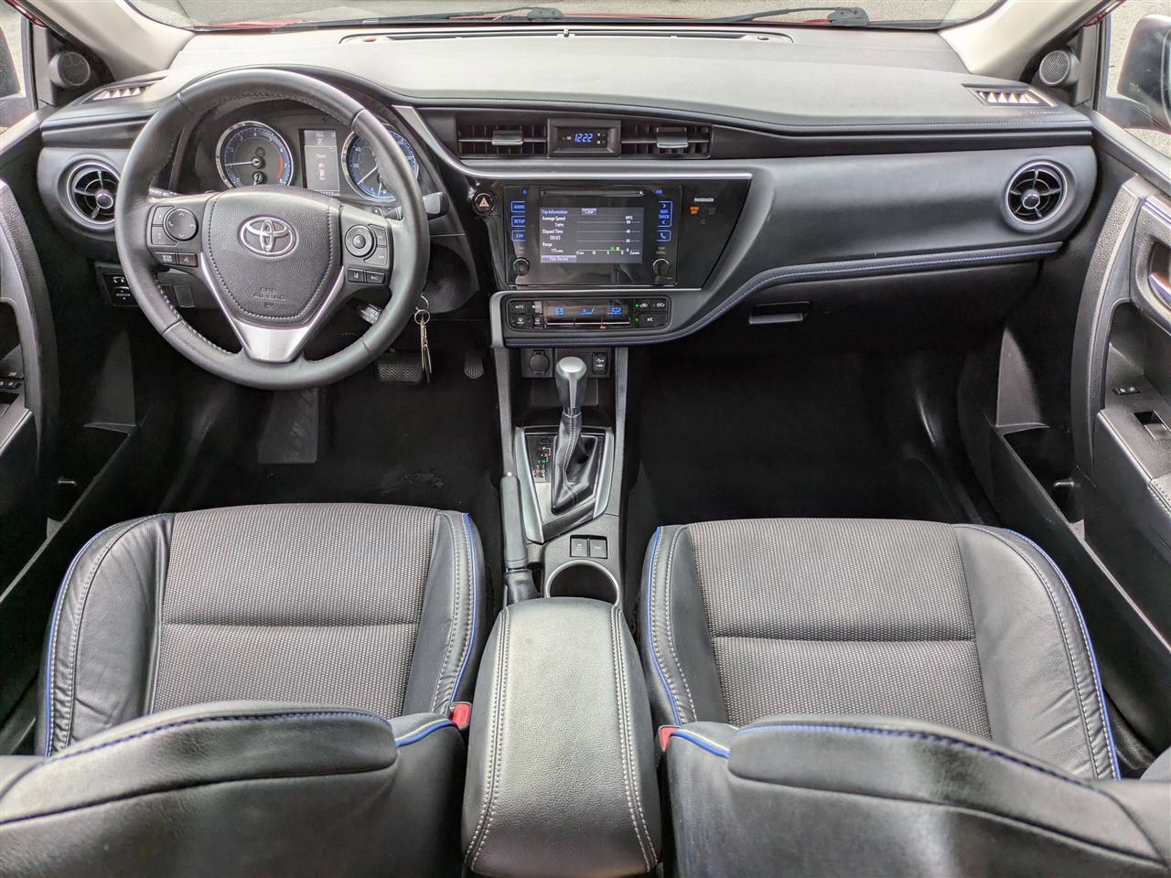 Toyota Corolla SE 6M 2017