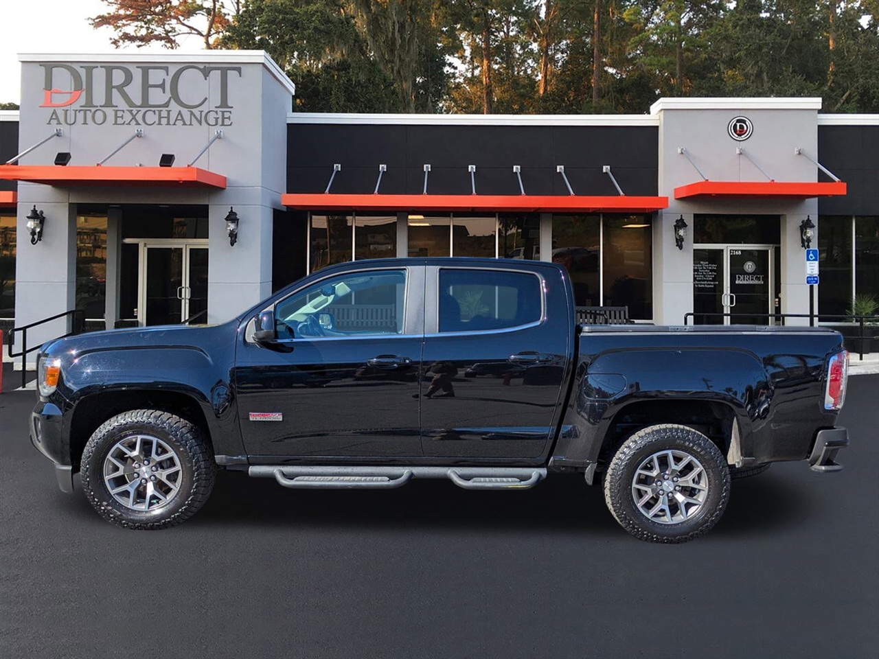 GMC Canyon All Terrain Crew Cab w/Leather Long Box 4WD 2020