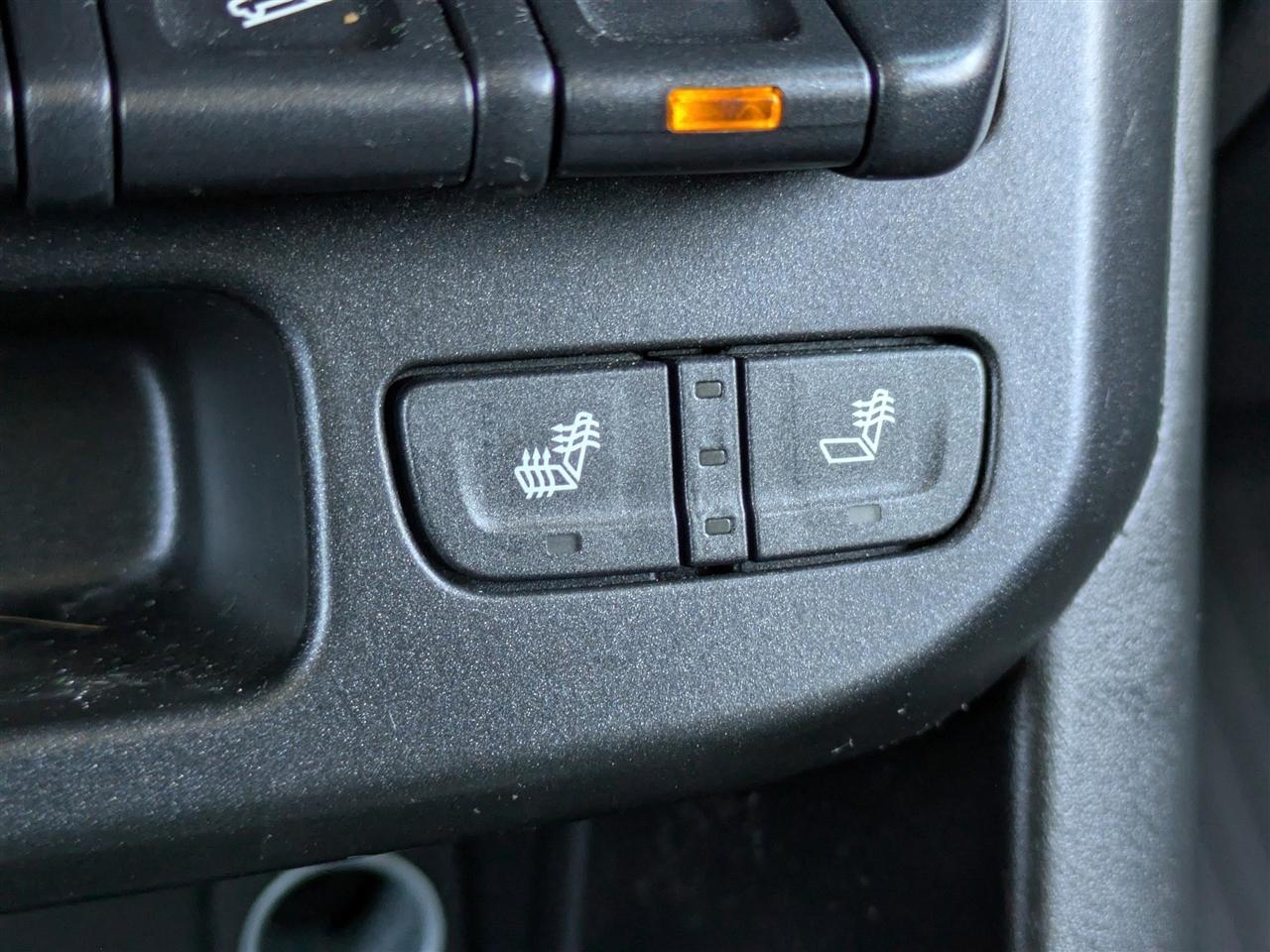 GMC Canyon All Terrain Crew Cab w/Leather Long Box 4WD 2020