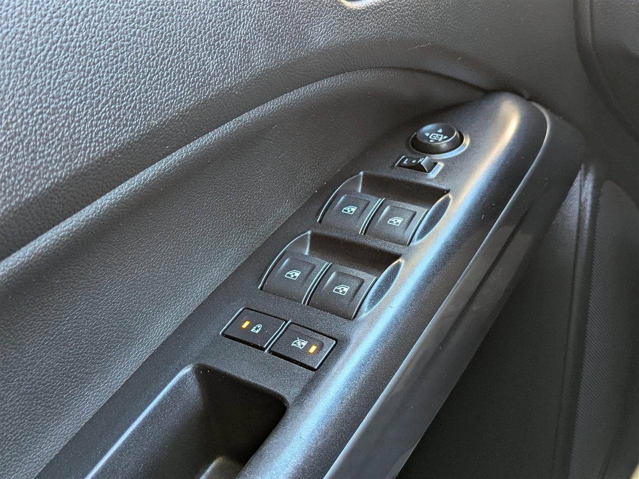 GMC Canyon All Terrain Crew Cab w/Leather Long Box 4WD 2020