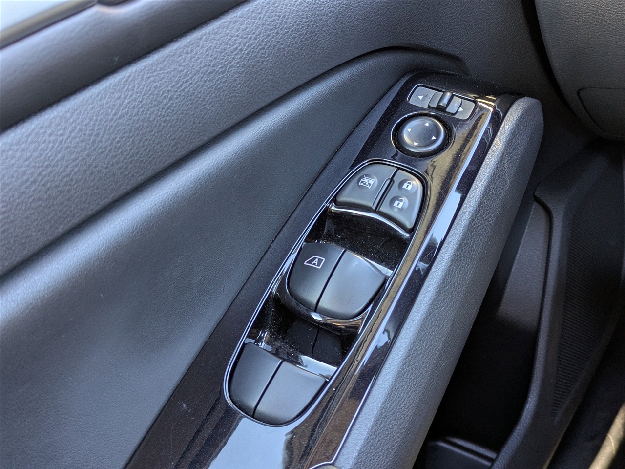 Nissan Altima 2.5 SR 2024