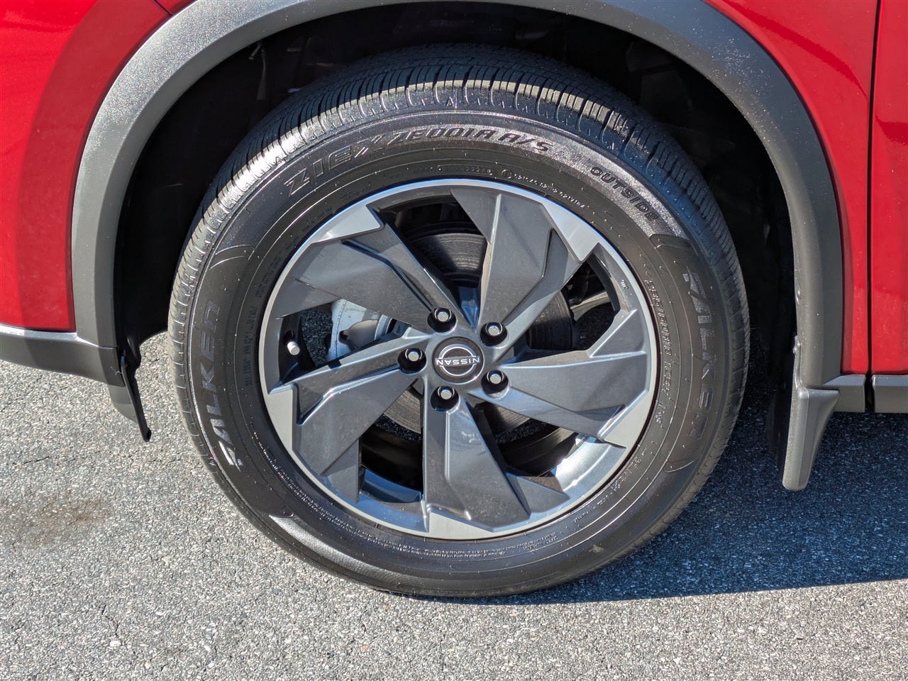 Nissan Rogue SV 2025