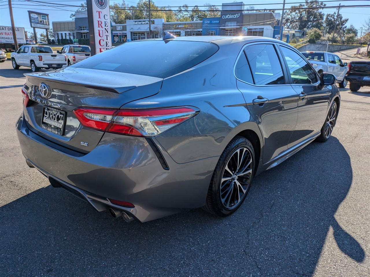 Toyota Camry SE 2019