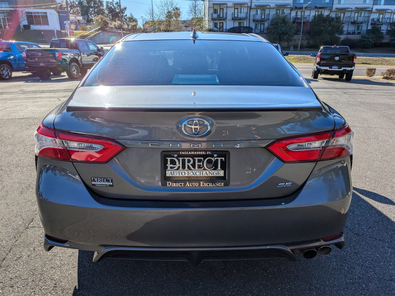 Toyota Camry SE 2019