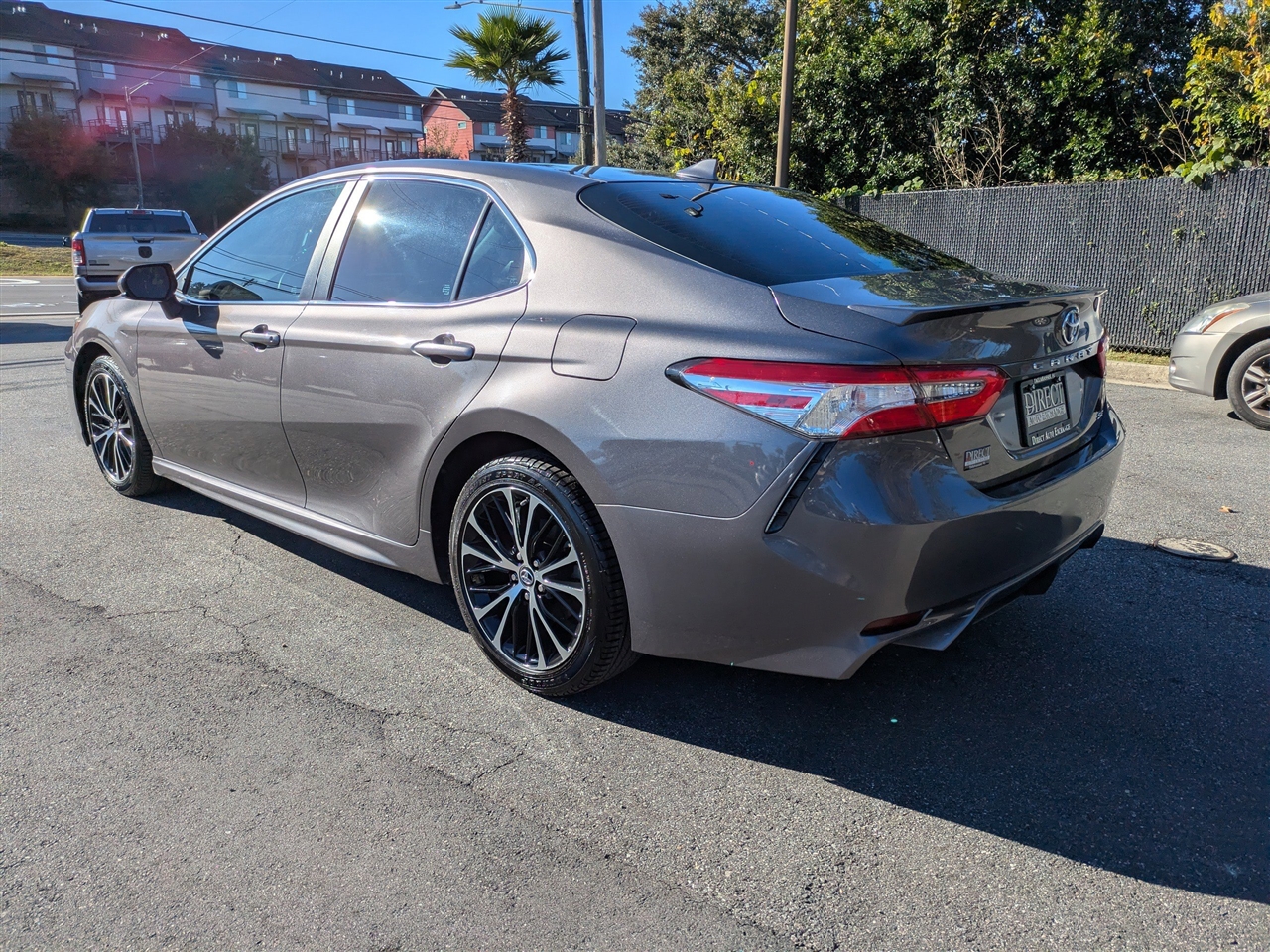 Toyota Camry SE 2019