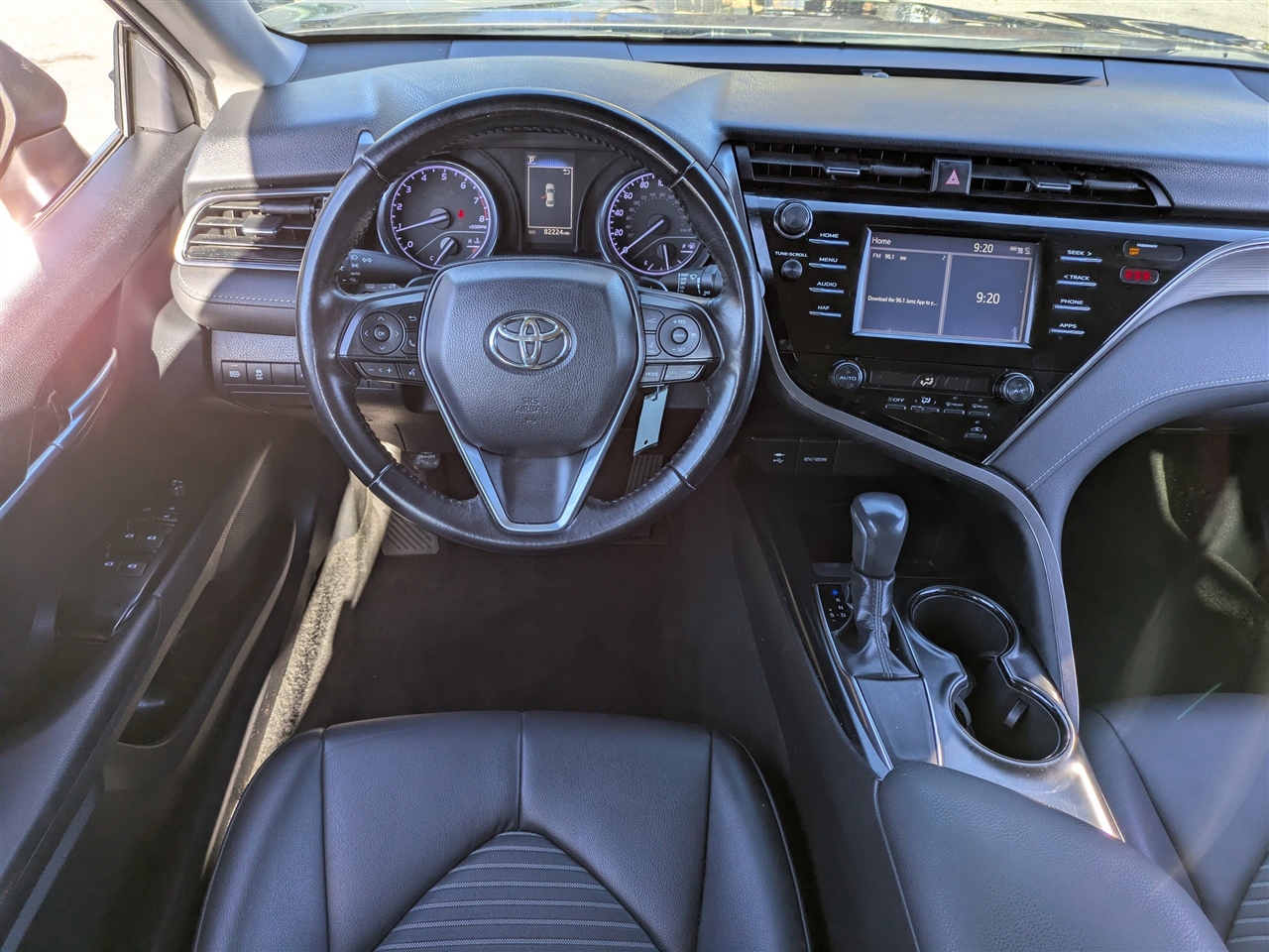 Toyota Camry SE 2019