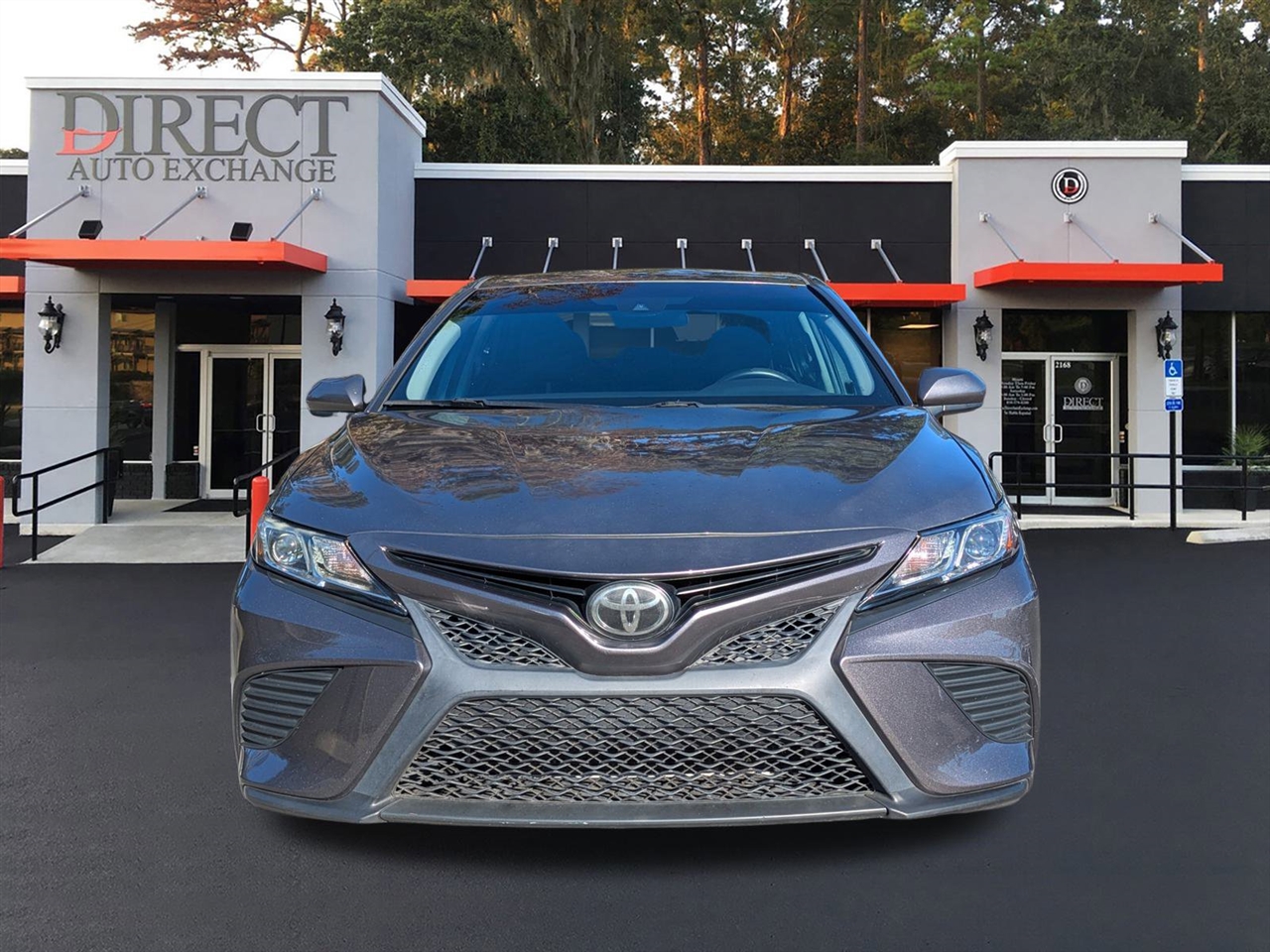 Toyota Camry SE 2019