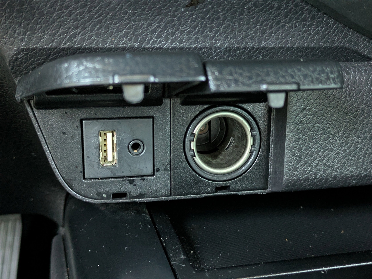 Toyota Camry SE 2019