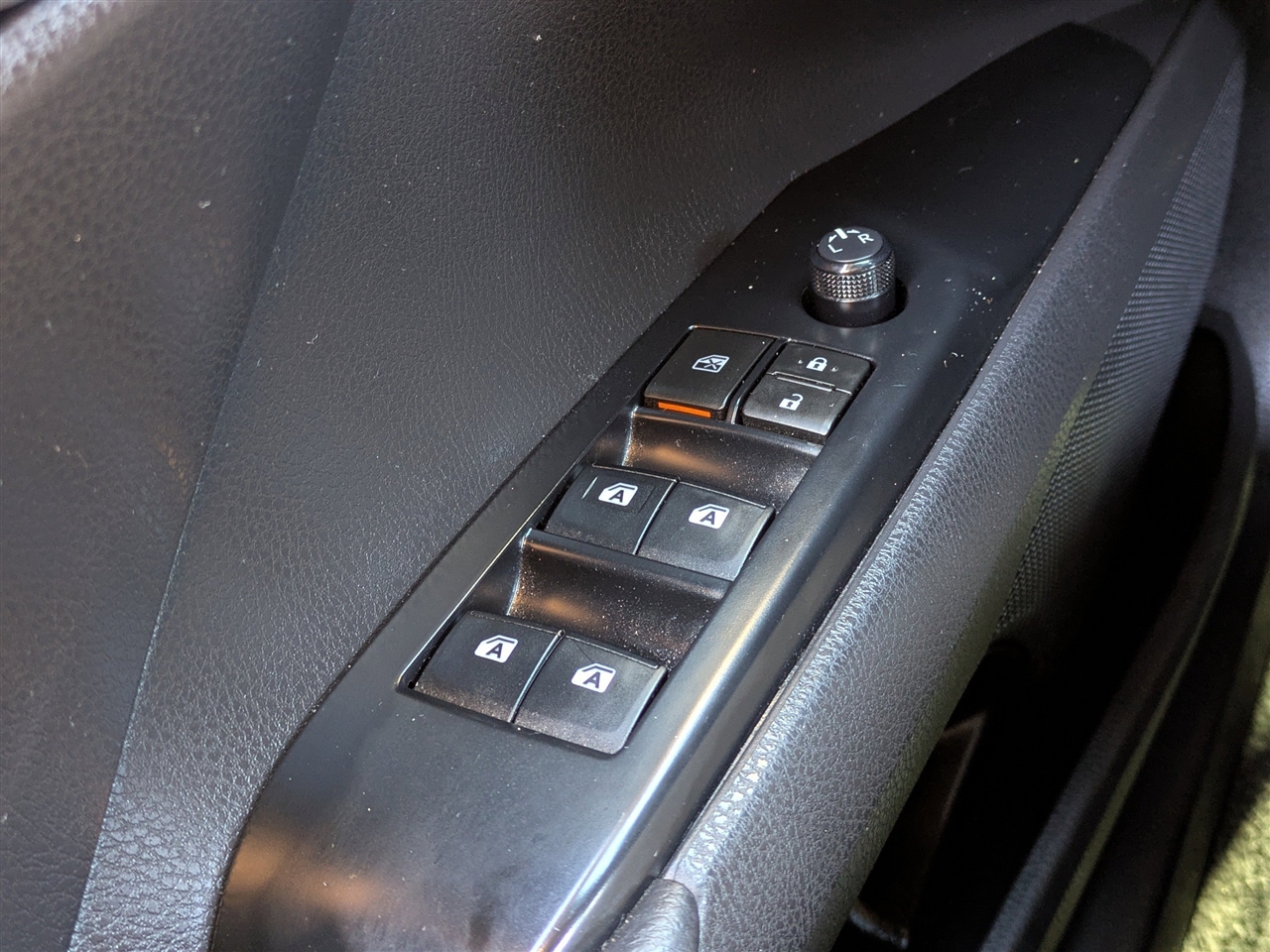 Toyota Camry SE 2019