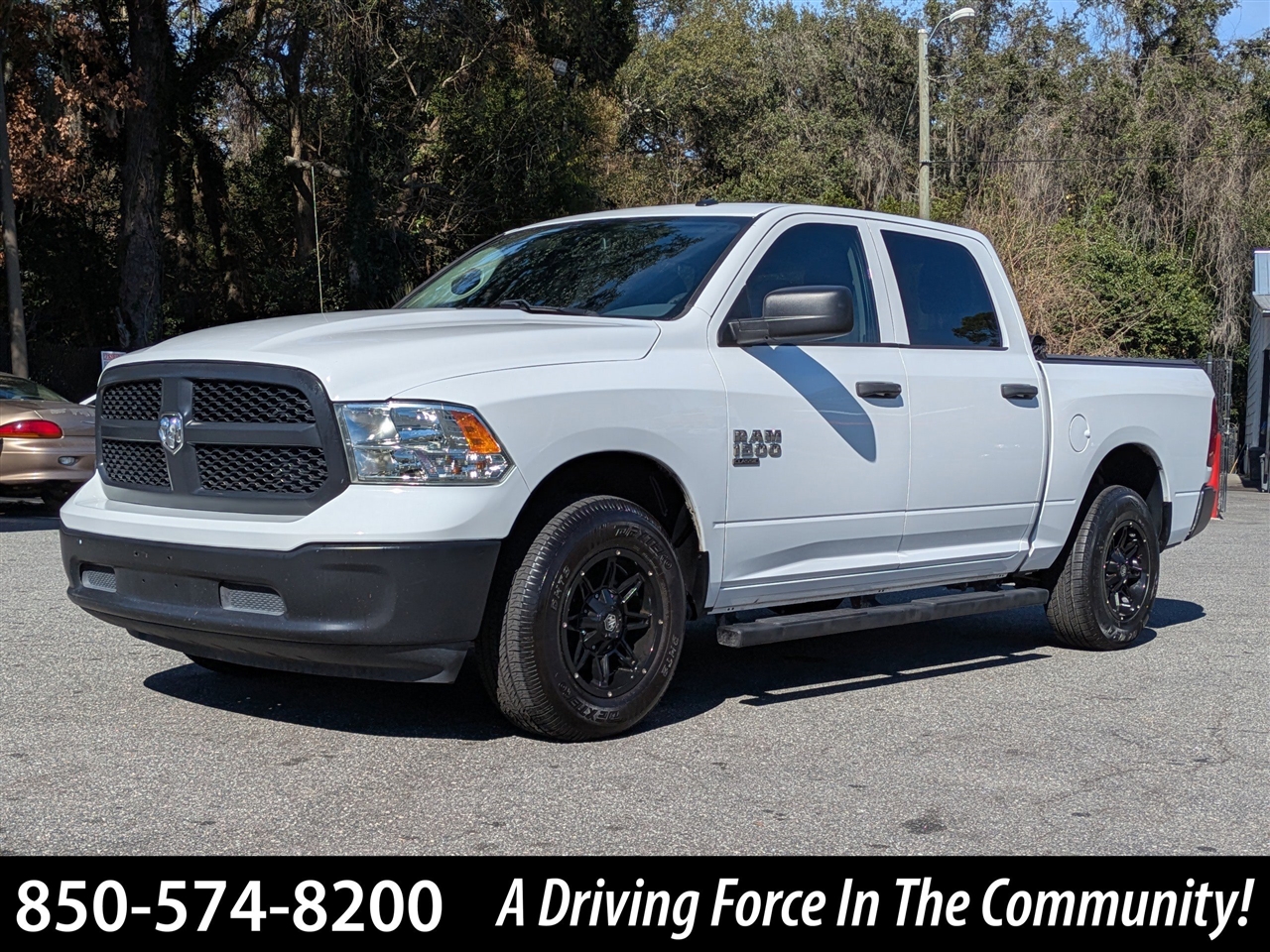 2020 RAM 1500 Classic Tradesman Crew Cab SWB 4WD