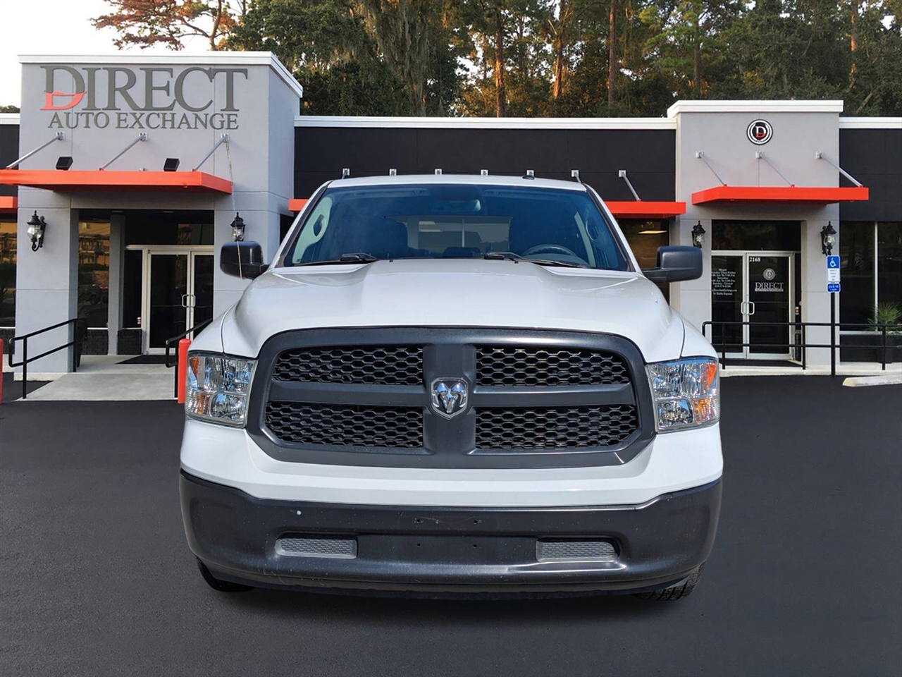 RAM 1500 Classic Tradesman Crew Cab SWB 4WD 2020