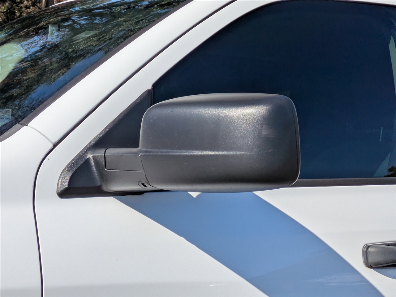 RAM 1500 Classic Tradesman Crew Cab SWB 4WD 2020