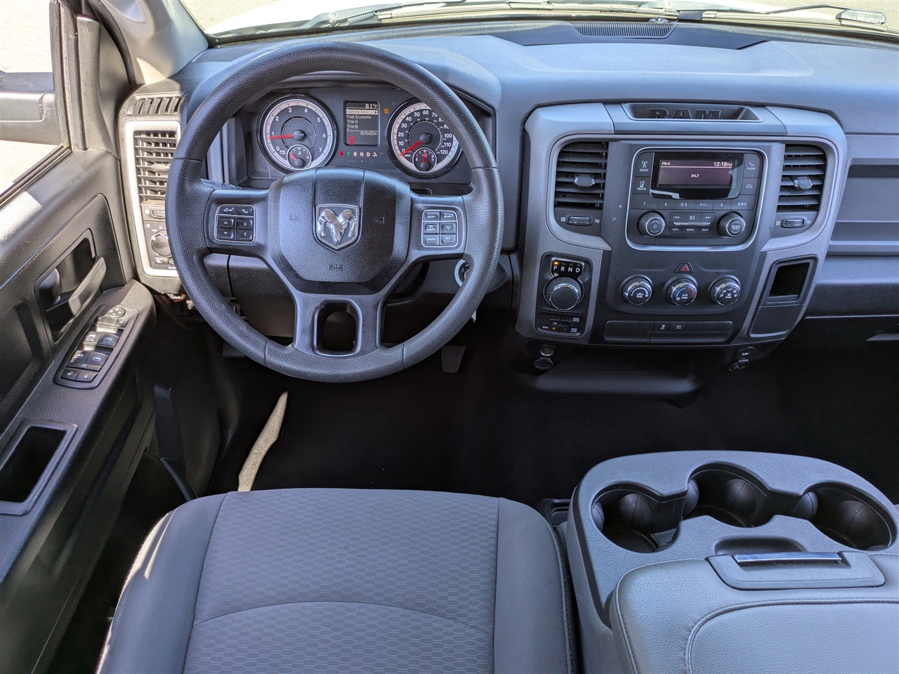 RAM 1500 Classic Tradesman Crew Cab SWB 4WD 2020